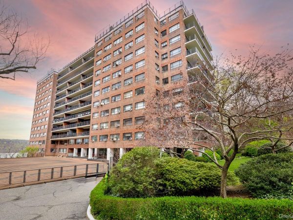 2727 Palisade Avenue, Unit 5B, Bronx, NY 10463