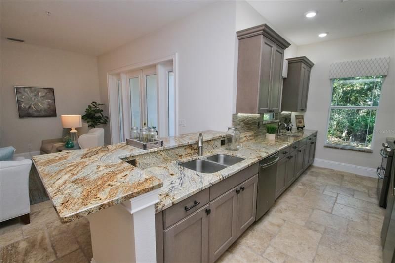 7730 Hidden Creek Loop, Unit 102, Lakewood Ranch, FL 34202 Photo
