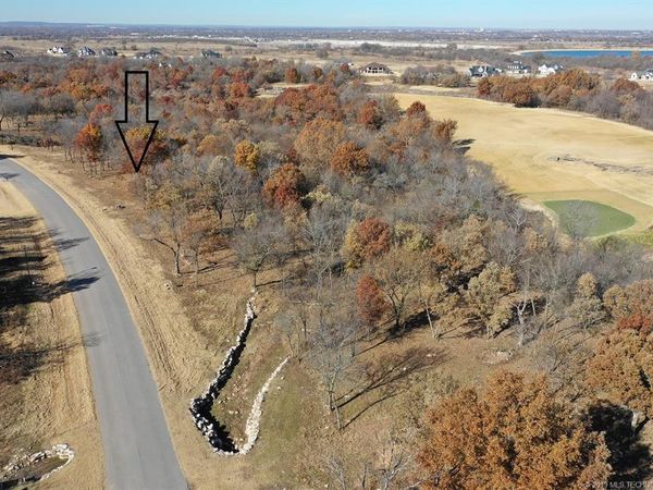 17889 E Falcon Pass Road, Owasso, OK 74055