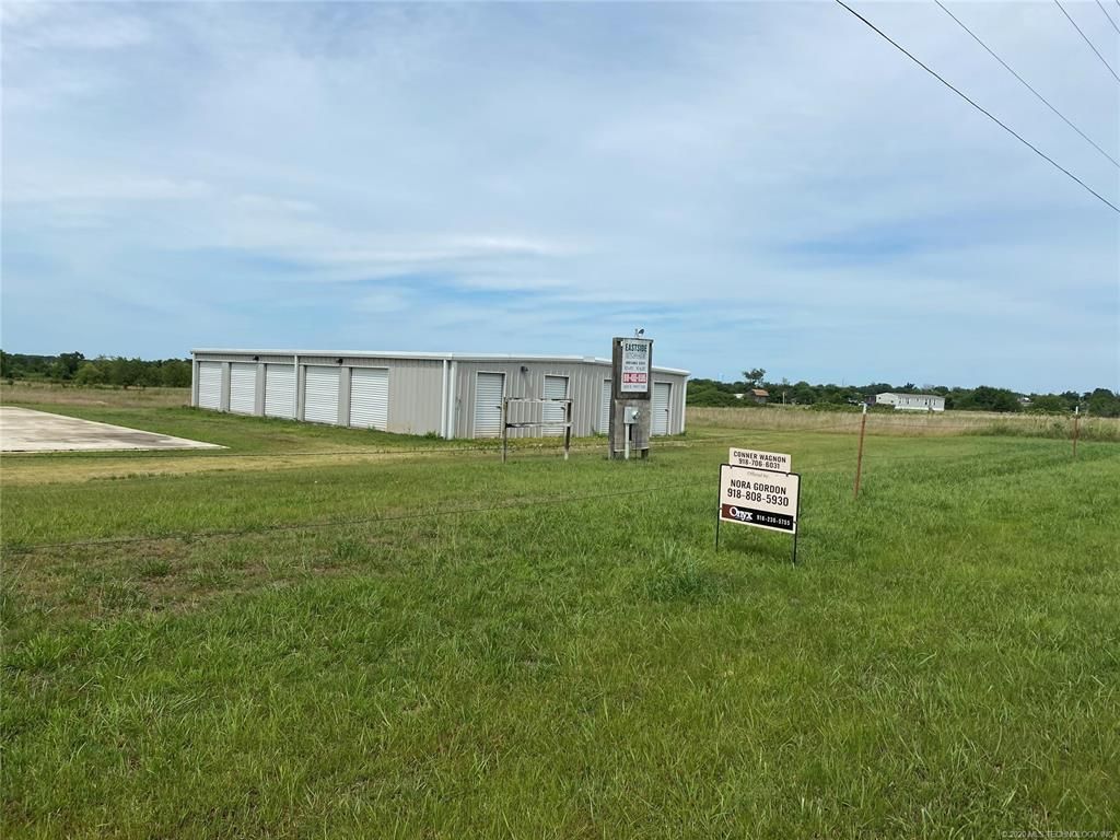 805 E Hwy 51 B Highway, Porter, OK 74454 Main Photo