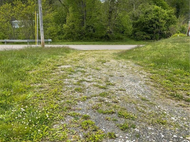 Newbury Road, Little Hocking, OH 45742 Photo 8