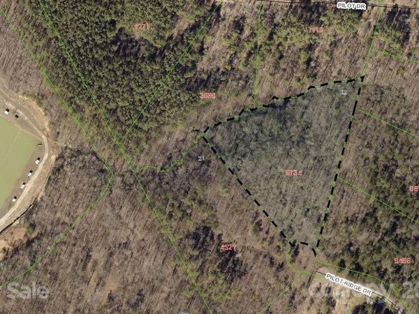 94 Pilot Ridge Road, Nebo, NC 28761