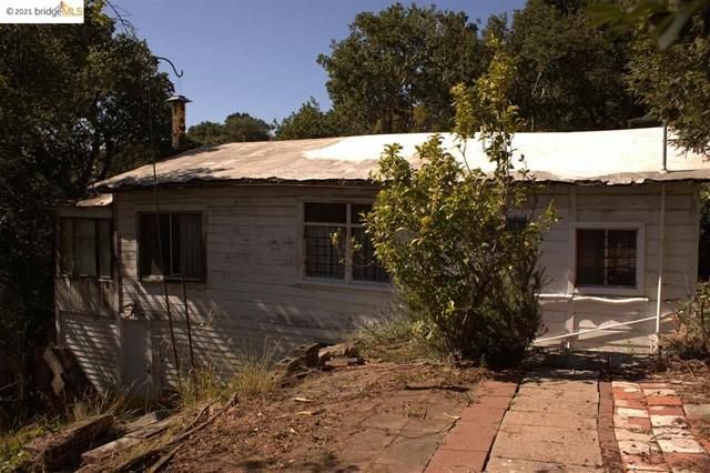 4000 Rettig Ave, Oakland, CA 94602 Main Photo