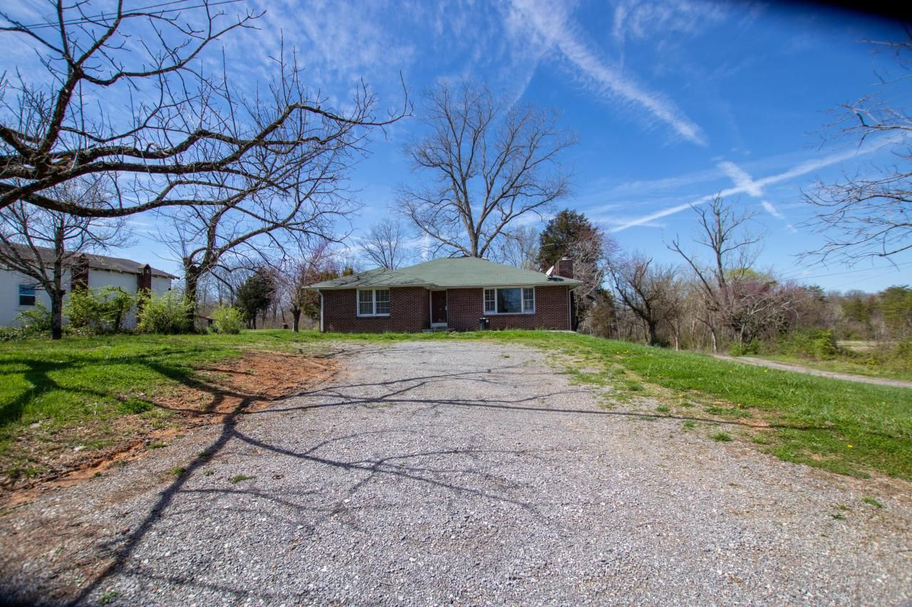 303 Andrew Johnson Hwy, Strawberry Plains, TN 37871 Main Photo