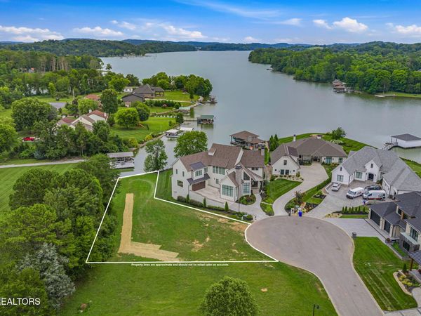 1607 Yachtsman Way, Knoxville, TN 37922