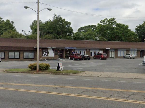 5220 Williamson Road, Suite F, Roanoke, VA 24012