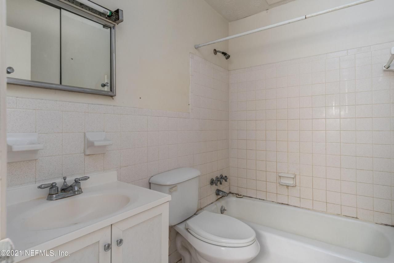 2220 Soutel Drive, Jacksonville, FL 32208 Photo