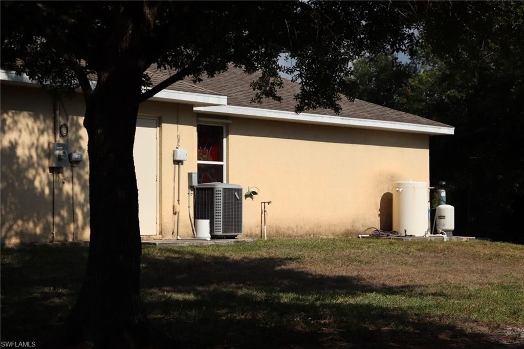 4244 E 24th St, Alva, FL 33920 Photo