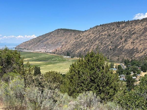 Lot 8 Peregrine Heights, Klamath Falls, OR 97601