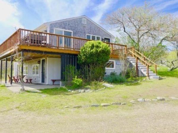 836 State Rd Aq601, Aquinnah, MA 02535