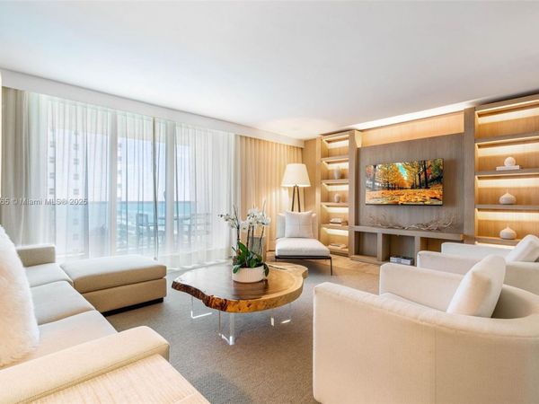 102 24th St, Unit 1115, Miami Beach, FL 33139