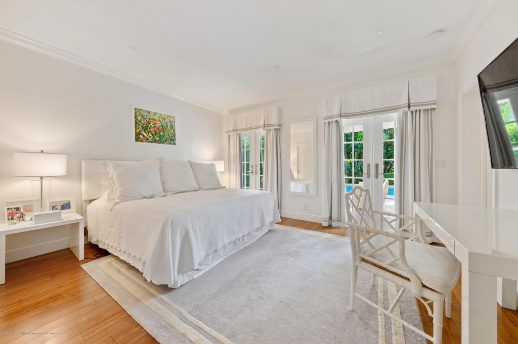 220 Indian Road, Palm Beach, FL 33480 Photo