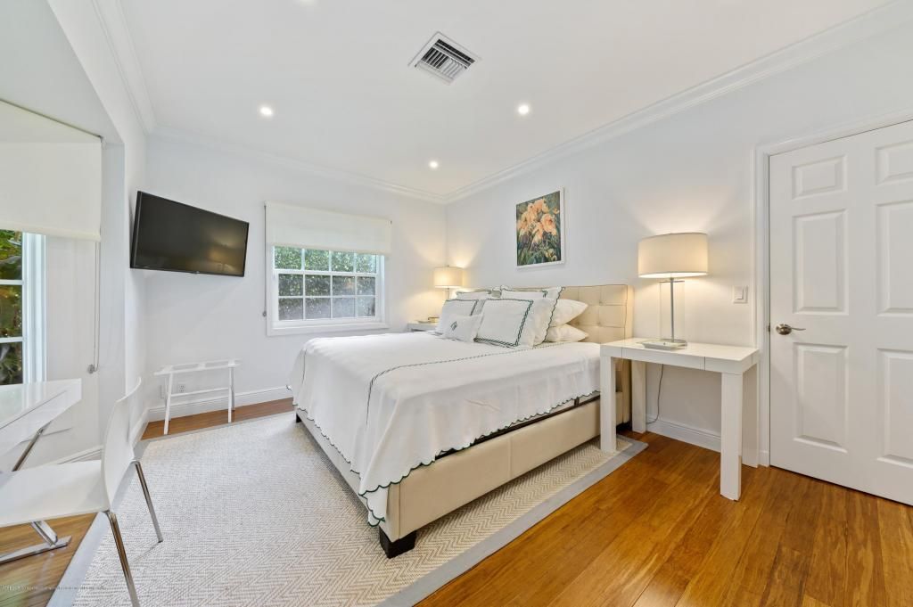 220 Indian Road, Palm Beach, FL 33480 Photo