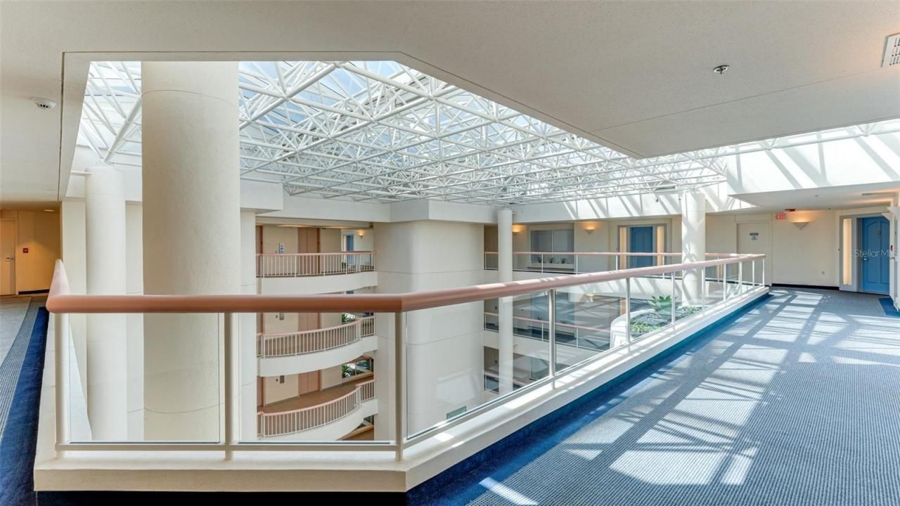 455 Longboat Club Road, Unit PH1, Longboat Key, FL 34228 Photo