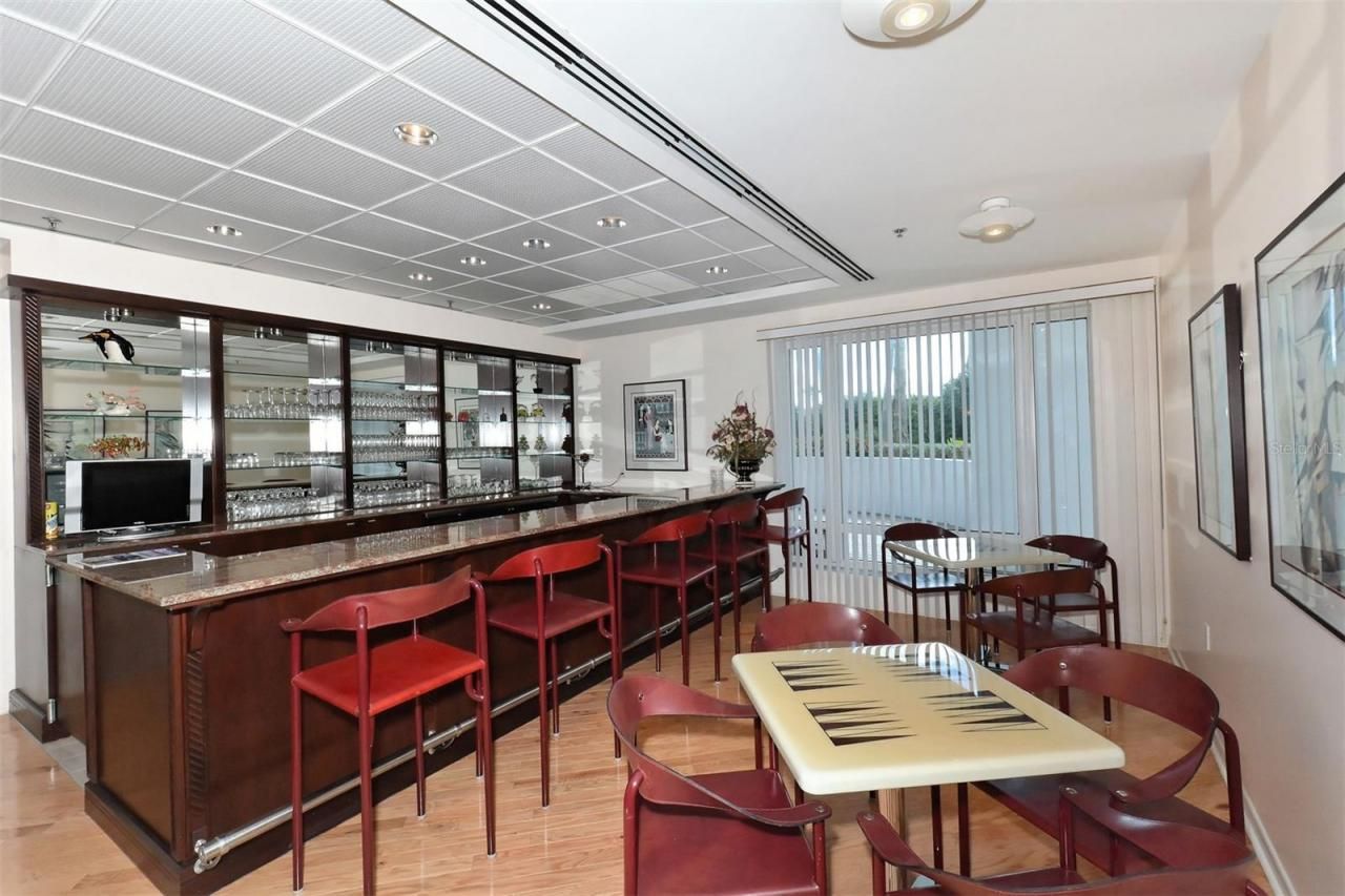 455 Longboat Club Road, Unit PH1, Longboat Key, FL 34228 Photo