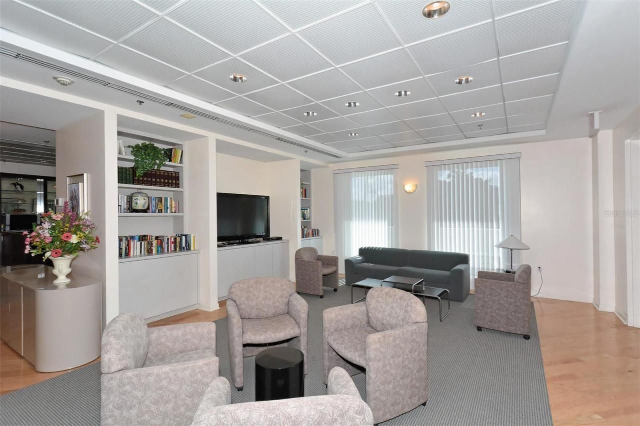 455 Longboat Club Road, Unit PH1, Longboat Key, FL 34228 Photo