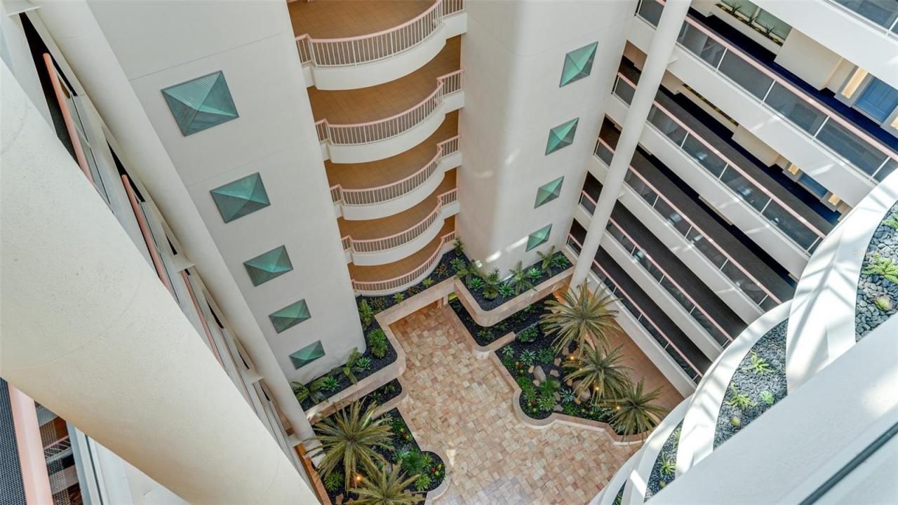 455 Longboat Club Road, Unit PH1, Longboat Key, FL 34228 Photo