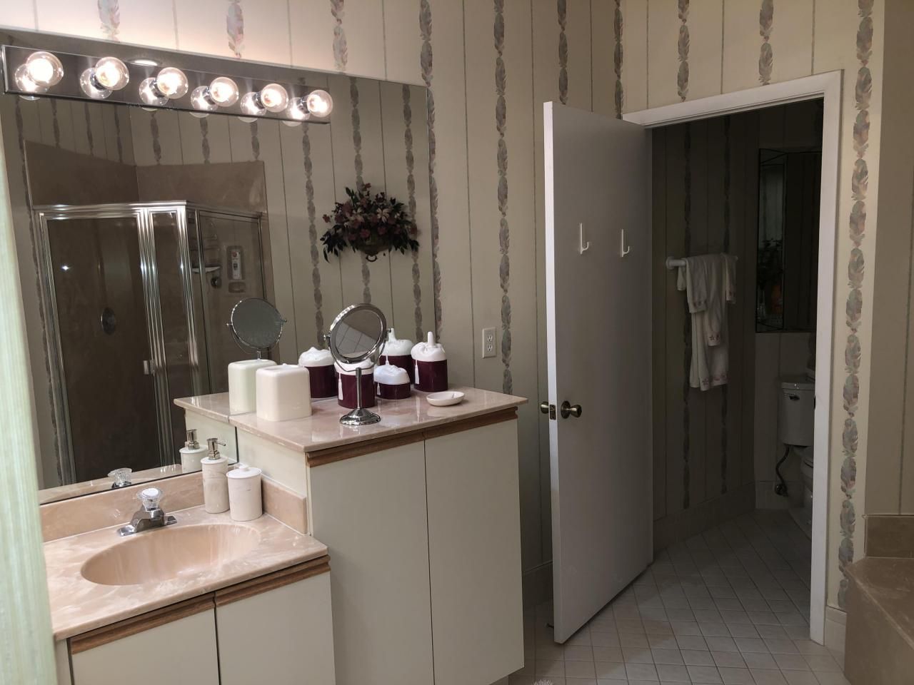 5427 Verona Drive, Unit 1406, Boynton Beach, FL 33437 Photo