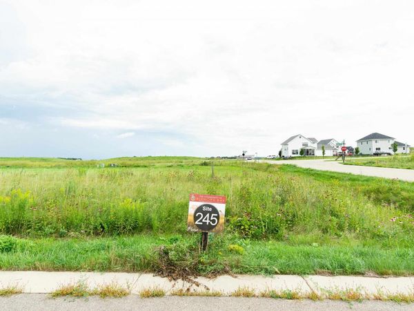 4991 Silo Prairie Drive, Waunakee, WI 53597