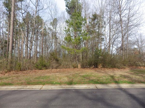 Lot 320 Greeenbriar Street, Starkville, MS 39759
