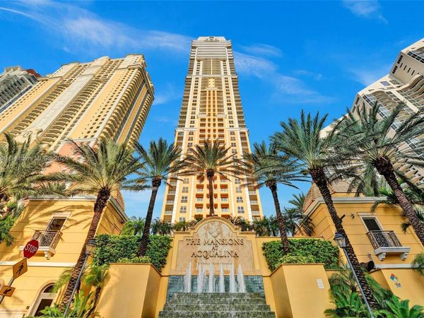 17749 Collins Ave, Unit 1402, Sunny Isles Beach, FL 33160