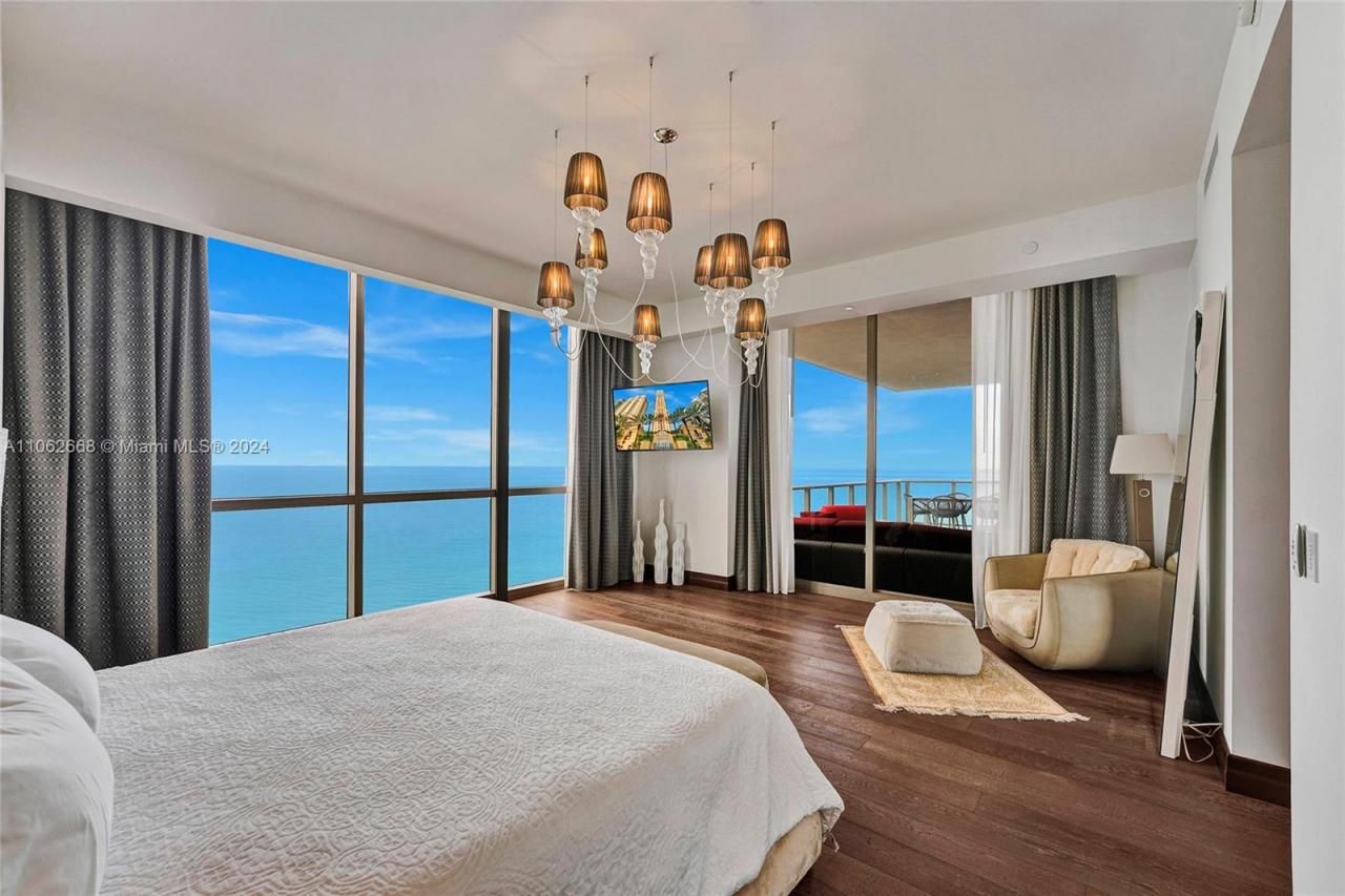 17749 Collins Ave, Unit 1402, Sunny Isles Beach, FL 33160 Photo