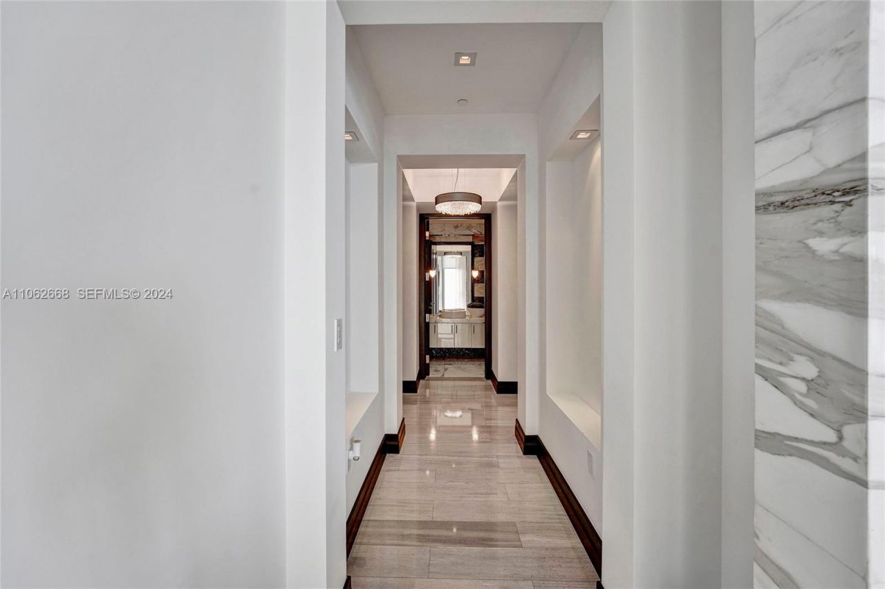 17749 Collins Ave, Unit 1402, Sunny Isles Beach, FL 33160 Photo