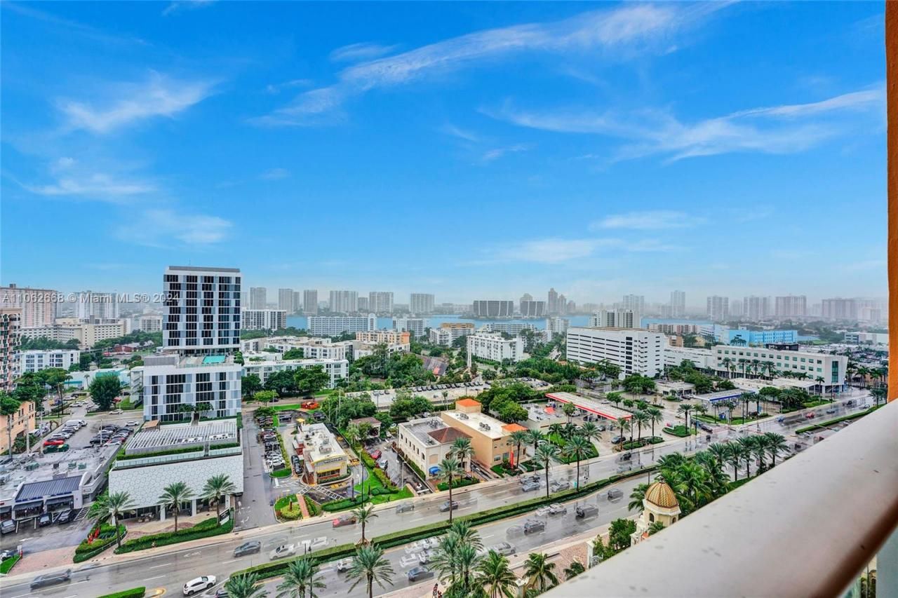 17749 Collins Ave, Unit 1402, Sunny Isles Beach, FL 33160 Photo