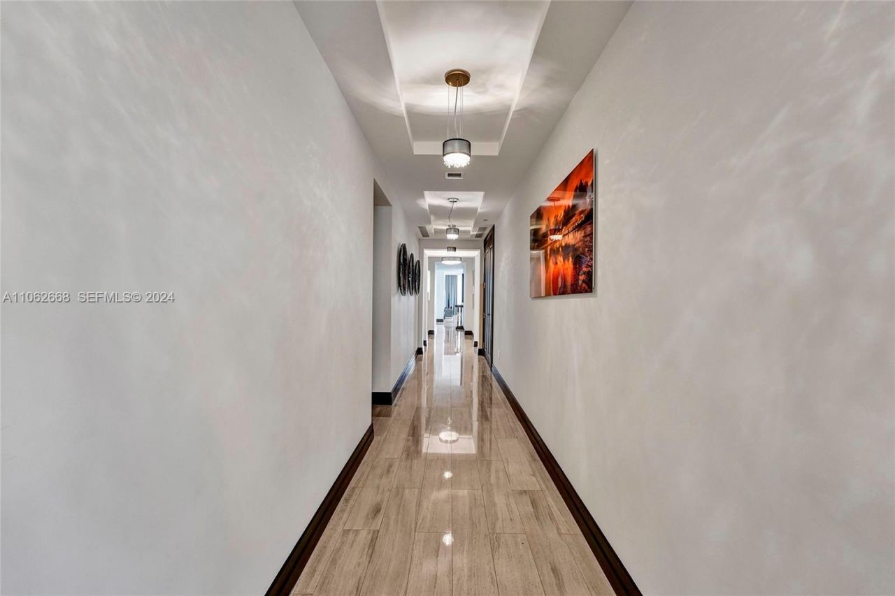 17749 Collins Ave, Unit 1402, Sunny Isles Beach, FL 33160 Photo