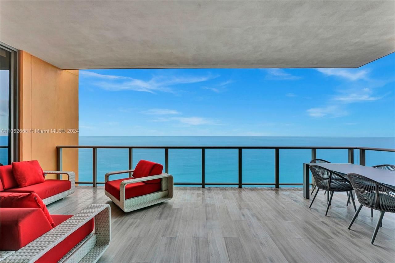 17749 Collins Ave, Unit 1402, Sunny Isles Beach, FL 33160 Photo