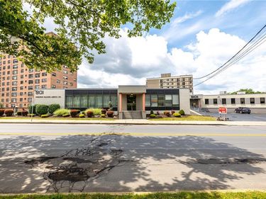 901 Lodi St & Willow St E, Syracuse, NY 13203
