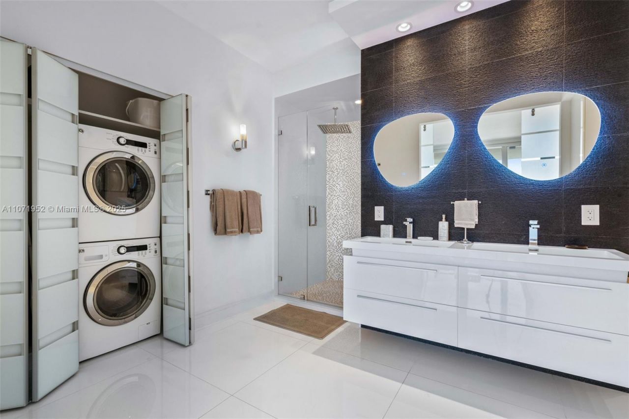 100 Lincoln Rd, Unit PH6, Miami Beach, FL 33139 Photo