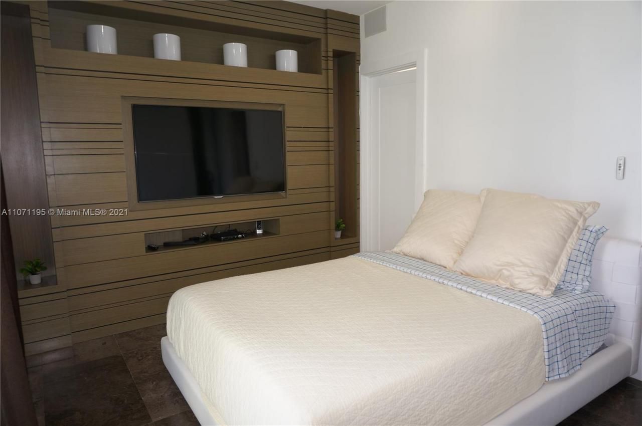 4001 S Ocean Dr, Unit PH1, Hollywood, FL 33019 Photo