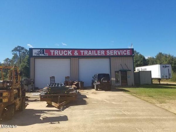 2707 Hwy 49, Wiggins, MS 39577