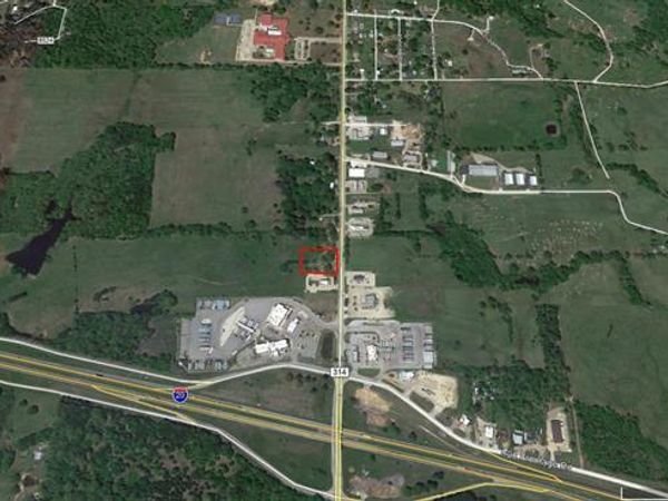 524 S. Oak, Van, TX 75790