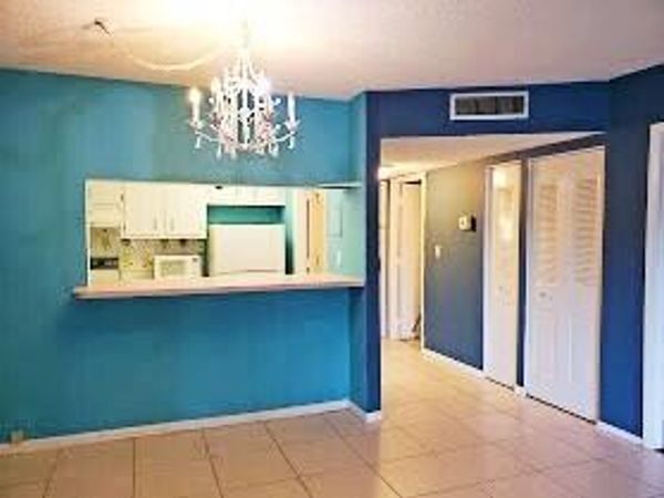 4156 Inverrary Drive, Unit 305, Lauderhill, FL 33319