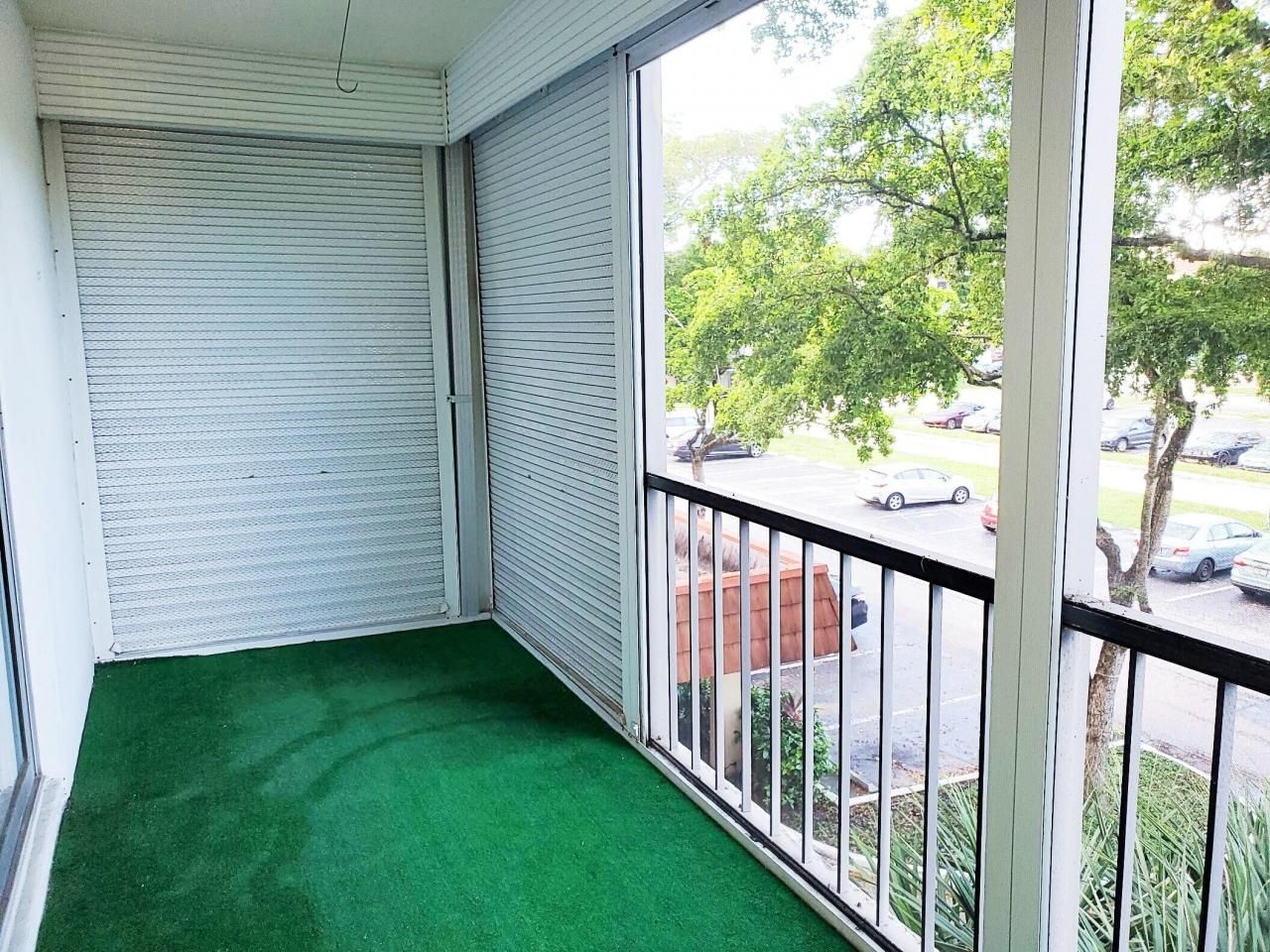 4156 Inverrary Drive, Unit 305, Lauderhill, FL 33319 Photo