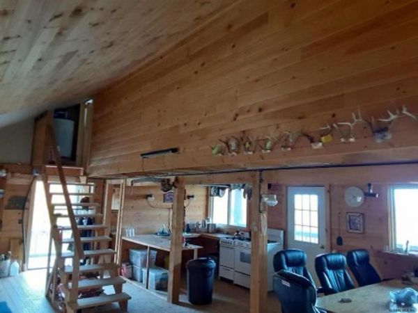 95 BATTLE HILL Road, Hague, NY 12836