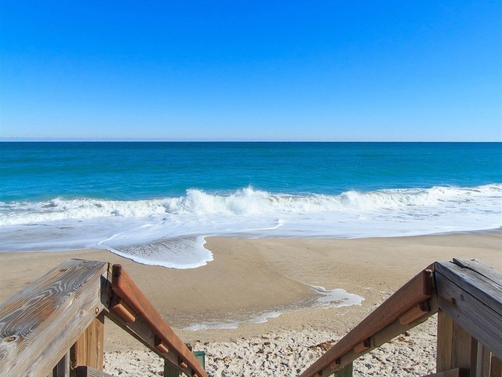 8880 N. Sea Oaks Way, Unit 105, Vero Beach, FL 32963 Photo