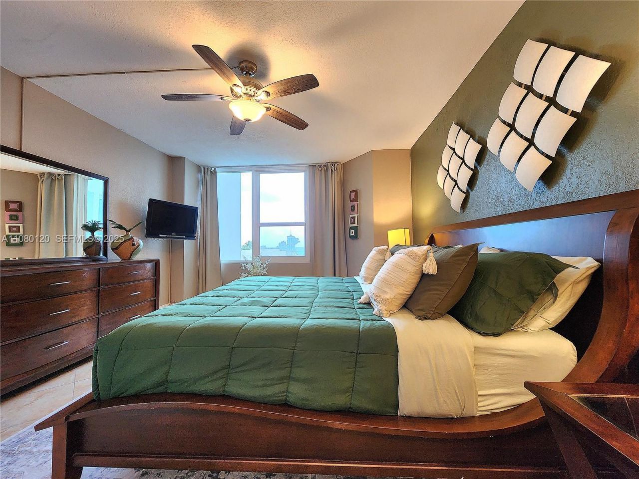 3505 S Ocean Dr, Unit 407, Hollywood, FL 33019 Photo