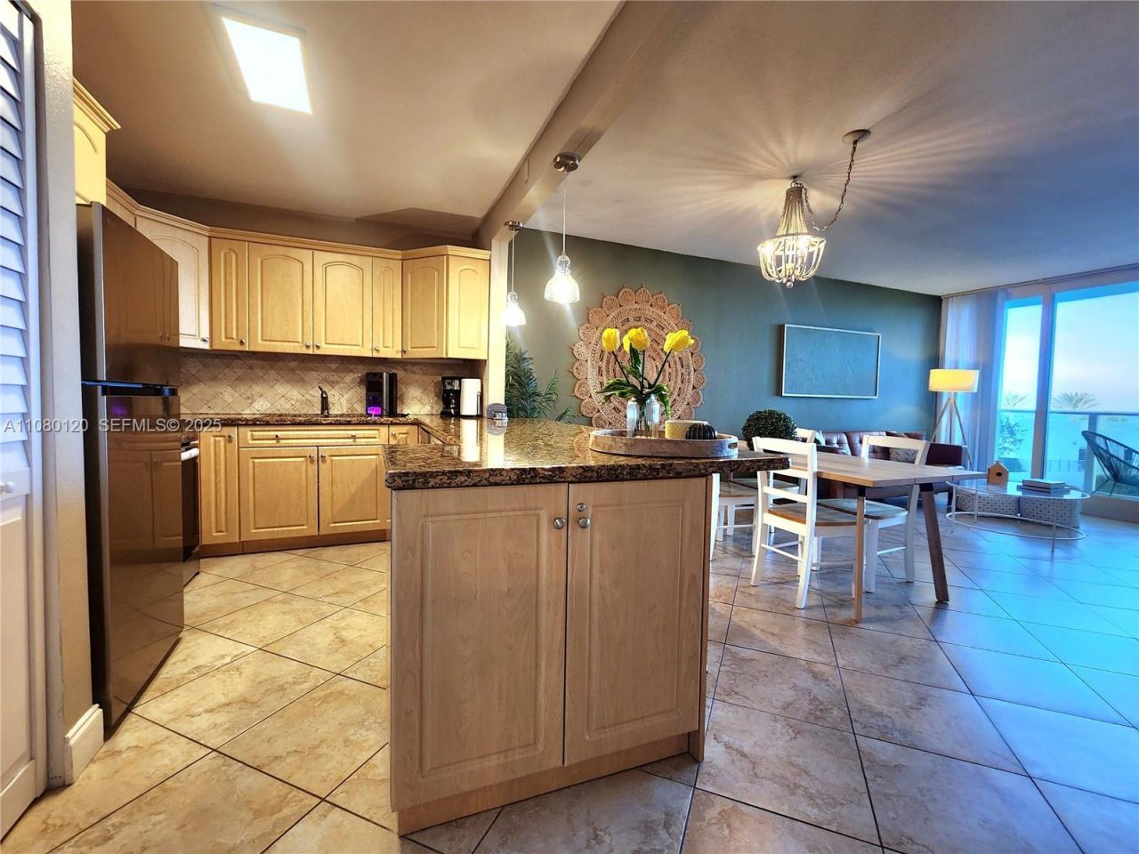 3505 S Ocean Dr, Unit 407, Hollywood, FL 33019 Photo