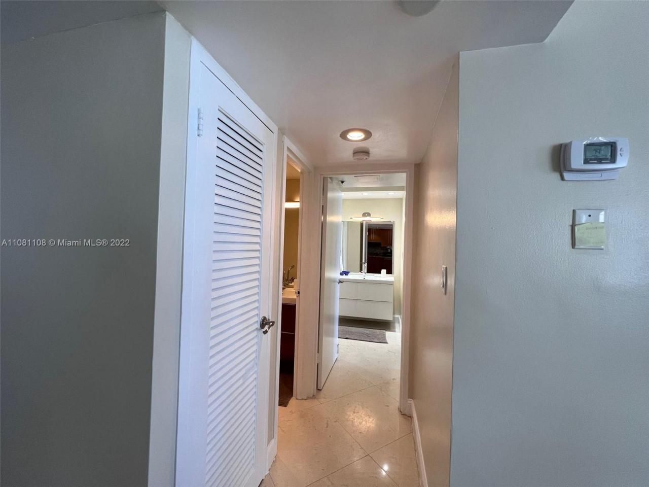 100 Lincoln Rd, Unit 1121, Miami Beach, FL 33139 Photo