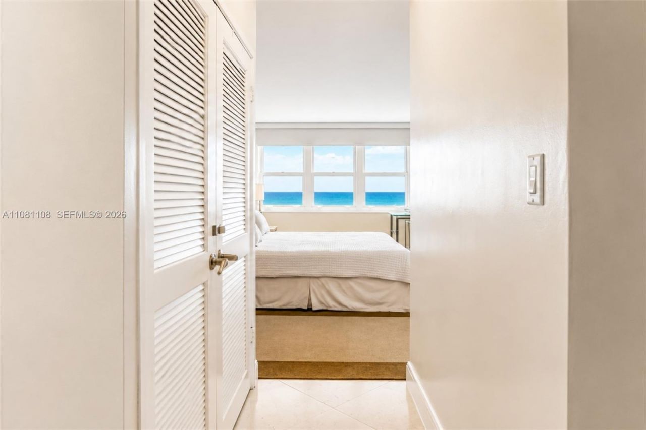 100 Lincoln Rd, Unit 1121, Miami Beach, FL 33139 Photo