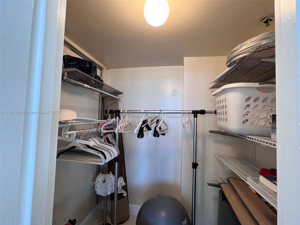 100 Lincoln Rd, Unit 1121, Miami Beach, FL 33139 Photo