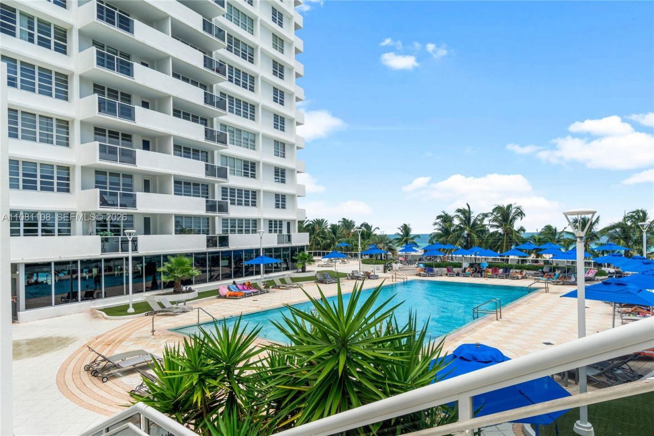 100 Lincoln Rd, Unit 1121, Miami Beach, FL 33139 Photo