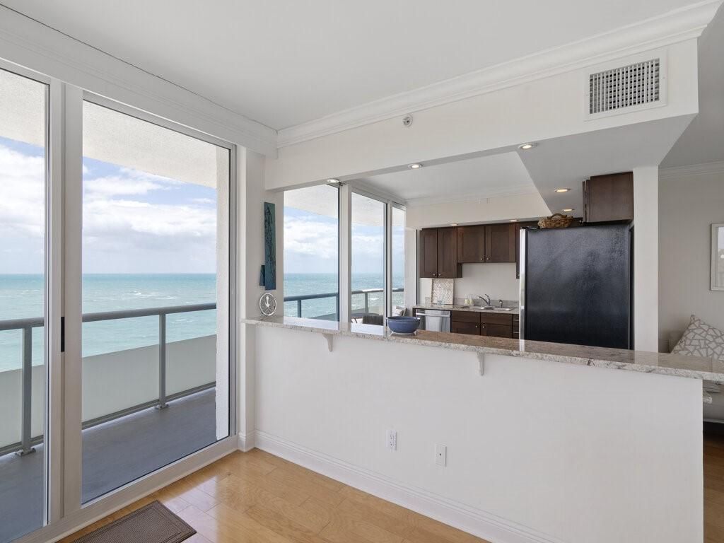 3554 N Ocean Drive, Unit 1102, Vero Beach, FL 32963 Photo
