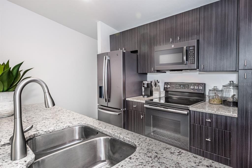215 Lewis Circle, Unit 111, Punta Gorda, FL 33950 Photo