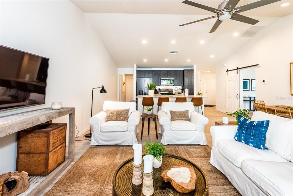 215 Lewis Circle, Unit 111, Punta Gorda, FL 33950 Photo