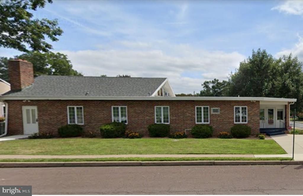 828 N Hanover Street, Pottstown, PA 19464 Main Photo