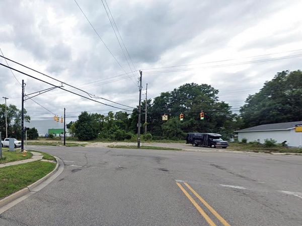 390 E Michigan Avenue, Battle Creek, MI 49017